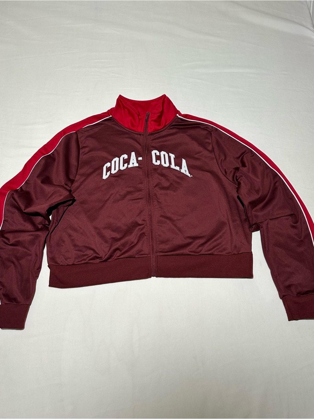 Coca Cola Track Jacket Women's
Burgundy Red White Full Zip Collar Style
XXLarge